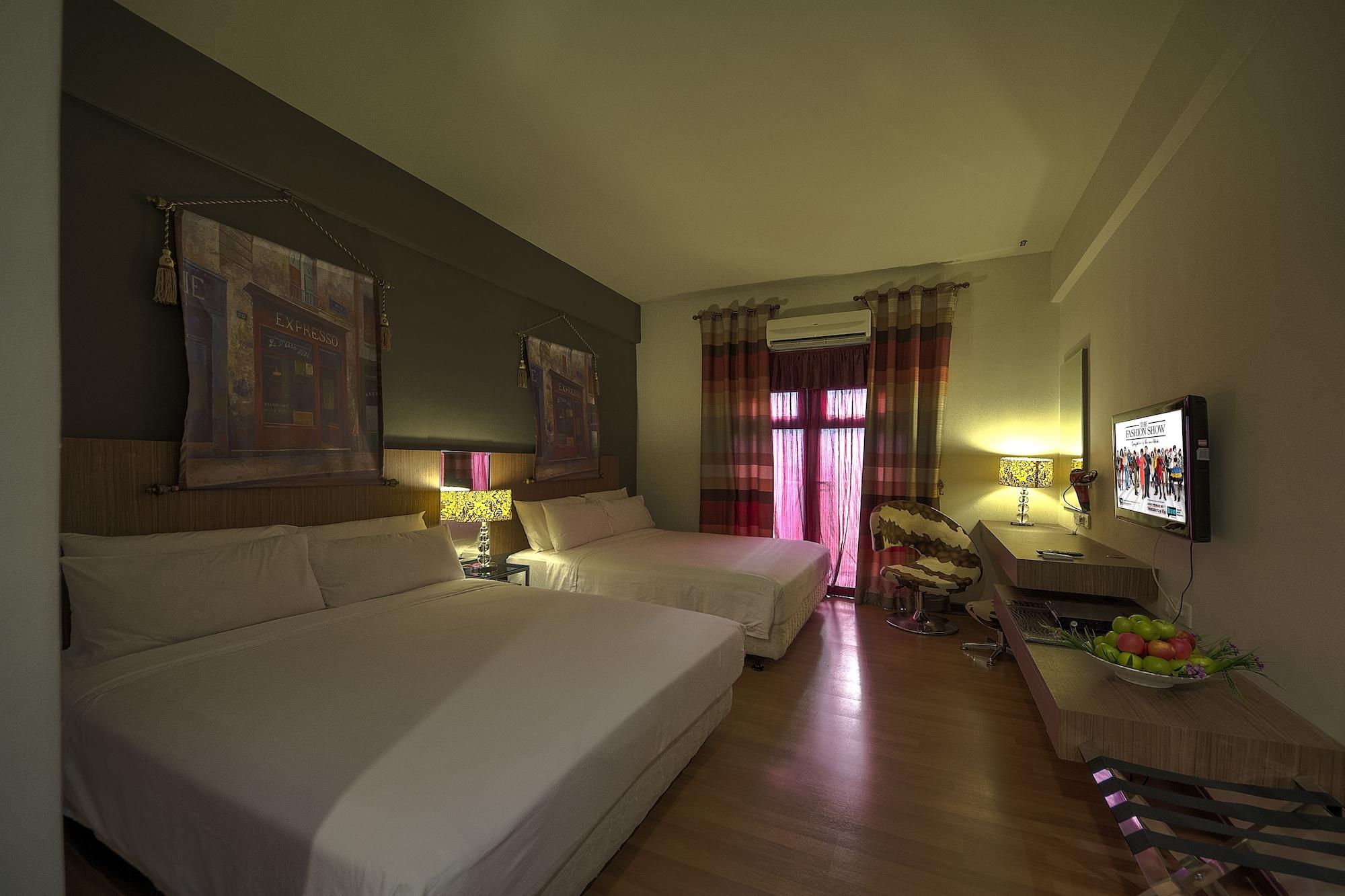 Hotel Arenaa Deluxe 3*